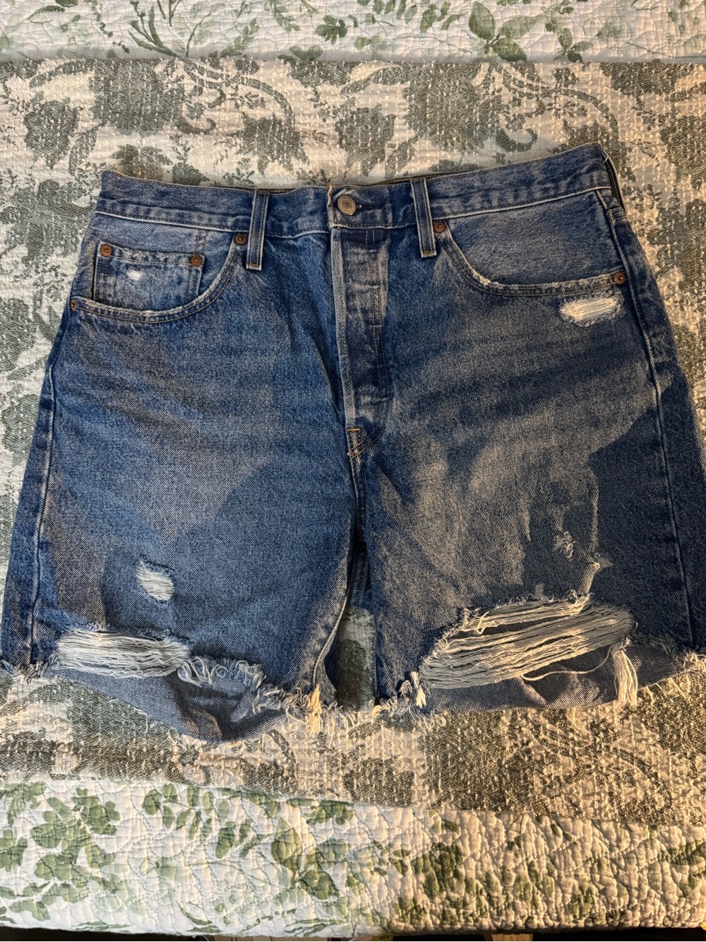 Levi’s Distressed High-Rise Denim Shorts - Blue